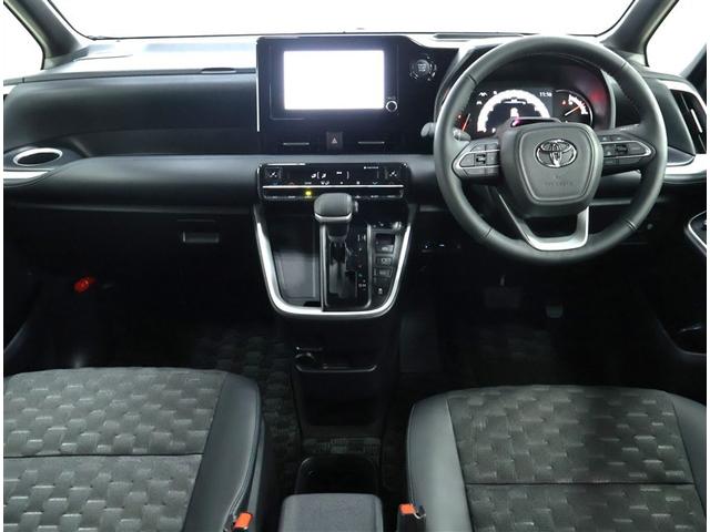 ヴォクシー Ｓ－Ｚ　禁煙車　トヨタ認定中古車　自動（衝突被害）ブレーキ　コネクティッドナビ　パノラマミックビュー　リア席モニター　ドライブレコーダー　シートヒーター　ＬＥＤヘッドライト　パワーバックドア（3枚目）