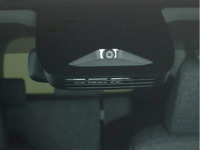 シエンタ ハイブリッドＺ　ワンオーナー　禁煙車　自動（衝突被害）ブレーキ　　コネクティッドナビ　パノラマミックビュー　ＥＴＣ２．０　ＡＣ１００Ｖ　１５００Ｗ　サーキュレーター　シートヒーター　純正１５インチアルミホイール（13枚目）