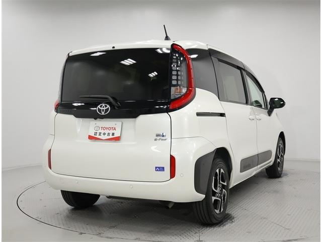 シエンタ ハイブリッドＺ　ワンオーナー　禁煙車　自動（衝突被害）ブレーキ　　コネクティッドナビ　パノラマミックビュー　ＥＴＣ２．０　ＡＣ１００Ｖ　１５００Ｗ　サーキュレーター　シートヒーター　純正１５インチアルミホイール（28枚目）