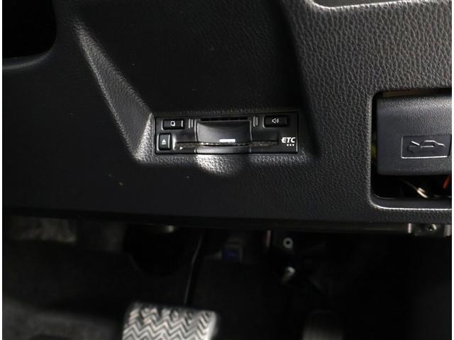 ヤリスクロス ハイブリッドＺ　ワンオーナー　禁煙車　トヨタ認定中古車　ディスプレイオーディオ　パノラマミックビュー　ＥＴＣ　シートヒーター　純正１８インチアルミホイール　ＬＥＤヘッドライト（17枚目）