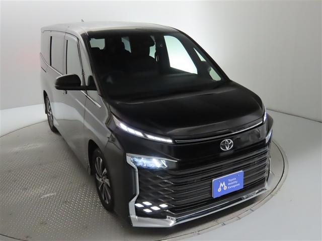 ヴォクシー Ｓ－Ｚ　ワンオーナー　禁煙車　コネクティッドナビ　パワーバックドア　リア席モニター　ドライブレコーダー　ＬＥＤヘッドライト　オットマン（10枚目）