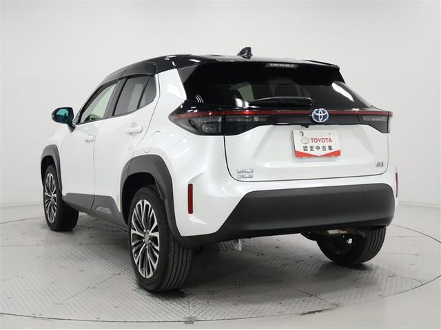 ヤリスクロス ハイブリッドZ ワンオーナー 禁煙車 トヨタ認定中古車 ディスプレイオーディオ パノラマミックビュー シートヒーター ETC パワーバックドア(2枚目)