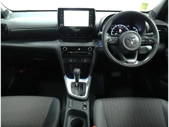 ヤリスクロス ハイブリッドZ ワンオーナー 禁煙車 トヨタ認定中古車 ディスプレイオーディオ パノラマミックビュー シートヒーター ETC パワーバックドア(3枚目)