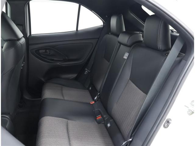 ヤリスクロス ハイブリッドZ ワンオーナー 禁煙車 トヨタ認定中古車 ディスプレイオーディオ パノラマミックビュー シートヒーター ETC パワーバックドア(22枚目)