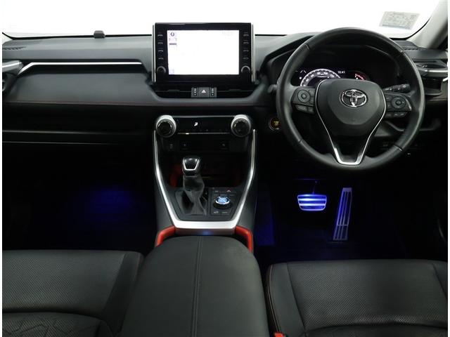 ＲＡＶ４ アドベンチャー　オフロードパッケージ　ワンオーナー　禁煙車　トヨタ認定中古車　ディスプレイオーディオ　パノラマミックビュー　ドライブレコーダー　デジタルインナーミラー　シートヒーター　ベンチレーション（3枚目）