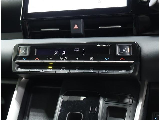 ノア ハイブリッドS-G ワンオーナー 禁煙車 トヨタ認定中古車 10.5インチモニター ドライブレコーダー シートヒーター nanoeX LEDヘッドライト 自動(衝突被害)ブレーキ(18枚目)
