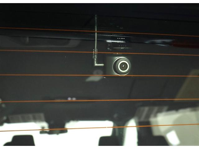 ノア ハイブリッドＳ－Ｇ　ワンオーナー　禁煙車　トヨタ認定中古車　１０．５インチモニターバックカメラ　ＥＴＣ　ドライブレコーダーシートヒーター　両側電動スライドドア　ＤＶＤ　ＬＥＤヘッドライト　自動（衝突被害）ブレーキ（12枚目）