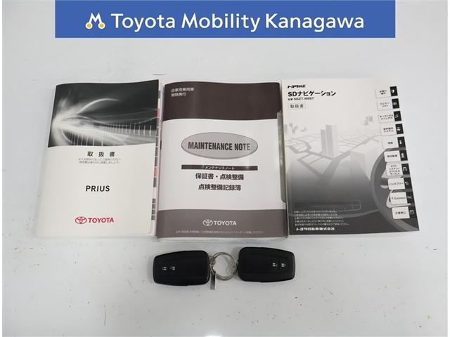 プリウス Ｓセーフティプラス　ワンオーナー　禁煙車　トヨタ認定中古車　純正ナビ　バックカメラ　デジタルインナーミラー　ドライブレコーダー　純正１５インチアルミホイール　ＬＥＤヘッドライト　自動（衝突被害）ブレーキ（29枚目）