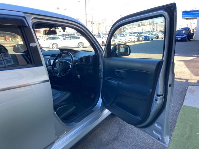 Z エアロパッケージ 当店買取直販車両 スタッドレス付き 純正HDDナビ フルセグTV 録音機能 CD・DVD再生 室内イルミネーション 360度ドラレコ フルエアロ キーレスエントリー 純正シートカバー 取説 スペアキー(10枚目)