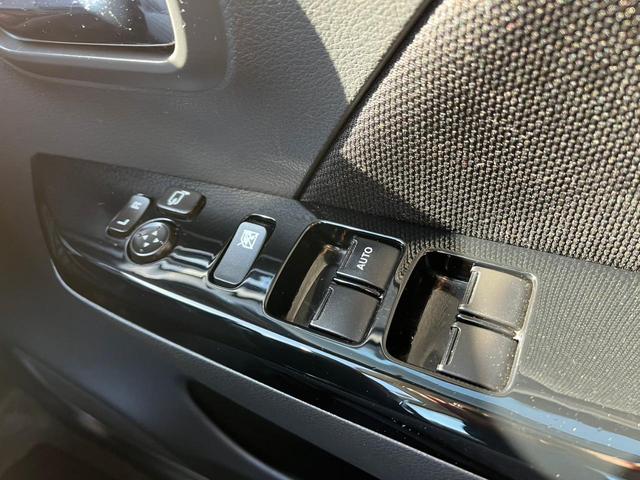 X 純正7インチメモリーナビ バックカメラ ラジオ USB アイドリングストップ プッシュスタート 運転席シートヒーター 衝突被害軽減システム オートライト 電動格納ミラー ワンオーナー オートエアコン(31枚目)