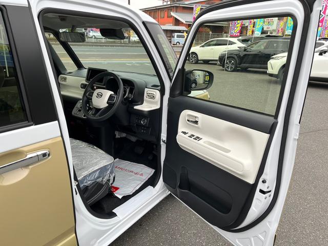 ストライプスGターボ 届け出済未使用車 新品ナビ取り付け フルセグTV Bluetooth DVD再生 シートヒーター 両側電動スライドドア 全方位モニター コーナーセンサー 電動パーキングブレーキ オートブレーキホールド(10枚目)