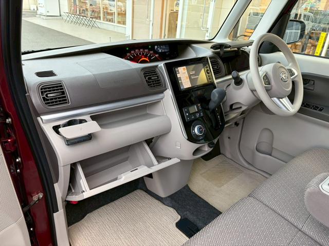 タント Ｘ　ＳＡＩＩＩ　スマートアシストＩＩＩ　ミラクルオープン　禁煙　後期型　ＳＤナビ　左側電動スライドドア　ワンセグＴＶ　ＣＤ再生　バックカメラ　ＥＴＣ　シートヒーター　スマートキー　プッシュスタート　オートハイビーム　オート電動格納ミラー　スペアキー有（15枚目）