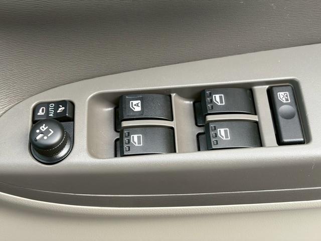 タント Ｘ　ＳＡＩＩＩ　スマートアシストＩＩＩ　ミラクルオープン　禁煙　後期型　ＳＤナビ　左側電動スライドドア　ワンセグＴＶ　ＣＤ再生　バックカメラ　ＥＴＣ　シートヒーター　スマートキー　プッシュスタート　オートハイビーム　オート電動格納ミラー　スペアキー有（29枚目）