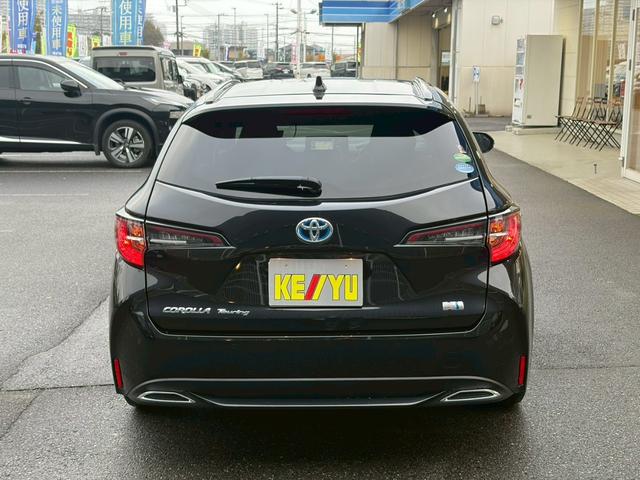 カローラツーリング ハイブリッド ダブルバイビー トヨタセーフティセンス BSM 禁煙 ナビ機能付9インチディスプレイオーディオ ルーフレール Bluetooth バックカメラ ETC ドラレコ レーダークルコン ハーフレザーシート パーキングセンサー LEDヘッドライト フォグ(8枚目)