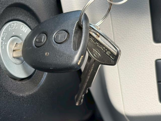 ミライース X SAIII SDナビ フルセグTV Bluetooth バックカメラ CD・DVD再生 バックカメラ キーレス パーキングセンサー LEDヘッドライト オートハイビーム 社外14インチアルミ(27枚目)