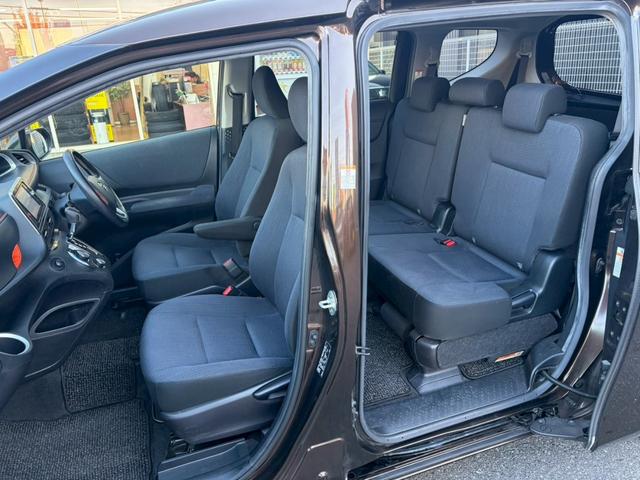 シエンタ Ｇ　禁煙　ＳＤナビ　両側電動スライドドア　フルセグＴＶ　ＣＤ・ＤＶＤ再生　Ｂｌｕｅｔｏｏｔｈ　バックカメラ　ＥＴＣ　スマートキー　プッシュスタート　スペアキー有　ヘッドライトレベライザー　純正アルミ（16枚目）