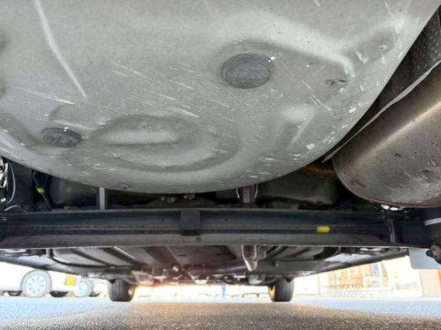 シエンタ Ｇ　禁煙　ＳＤナビ　両側電動スライドドア　フルセグＴＶ　ＣＤ・ＤＶＤ再生　Ｂｌｕｅｔｏｏｔｈ　バックカメラ　ＥＴＣ　スマートキー　プッシュスタート　スペアキー有　ヘッドライトレベライザー　純正アルミ（20枚目）