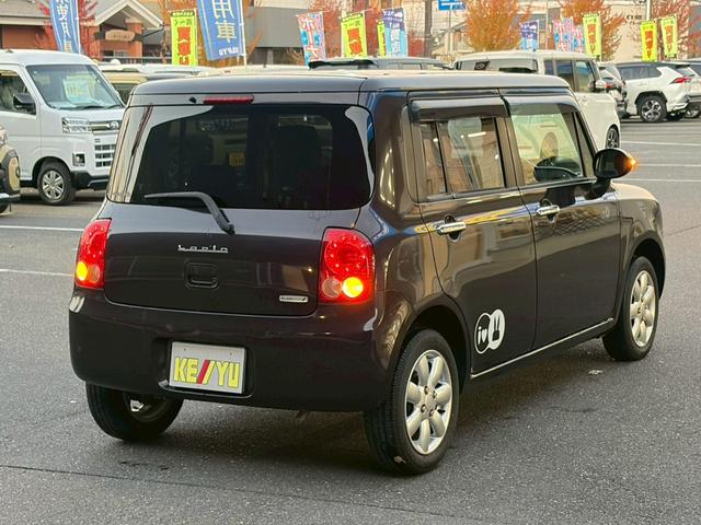 アルトラパン Ｘセレクション　禁煙　純正ＣＤオーディオ　ミュージックプレイヤー接続　シートヒーター　スマートキー　プッシュスタート　スペアキー有　ヘッドライトレベライザー　ミラーウィンカー　純正１４インチアルミ（3枚目）