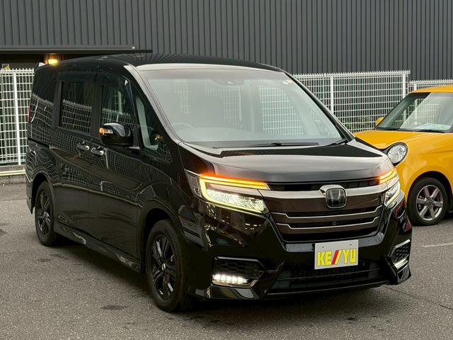 ステップワゴンスパーダ ｅ：ＨＥＶスパーダ　Ｇ・ＥＸ　ホンダセンシング　禁煙　ブラックスタイル　１０インチメモリーナビ　１１．６インチ後席モニター　マルチビューカメラ　フルセグＴＶ　Ｂｌｕｅｔｏｏｔｈ　ＥＴＣ２．０　追従型クルコン　ヒーター付ハーフレザーシート　純正アルミ（6枚目）