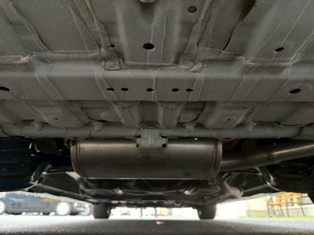 ステップワゴンスパーダ ｅ：ＨＥＶスパーダ　Ｇ・ＥＸ　ホンダセンシング　禁煙　ブラックスタイル　１０インチメモリーナビ　１１．６インチ後席モニター　マルチビューカメラ　フルセグＴＶ　Ｂｌｕｅｔｏｏｔｈ　ＥＴＣ２．０　追従型クルコン　ヒーター付ハーフレザーシート　純正アルミ（21枚目）