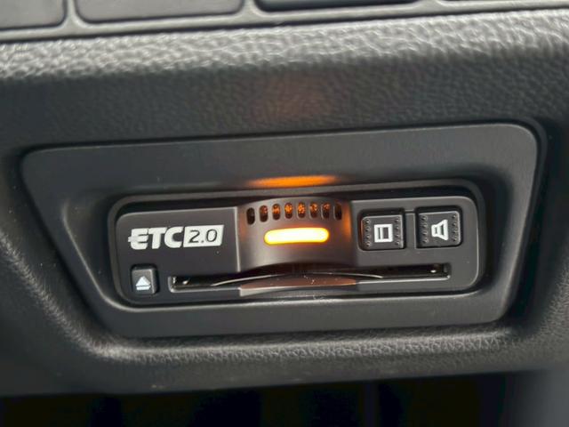 ステップワゴンスパーダ ｅ：ＨＥＶスパーダ　Ｇ・ＥＸ　ホンダセンシング　禁煙　ブラックスタイル　１０インチメモリーナビ　１１．６インチ後席モニター　マルチビューカメラ　フルセグＴＶ　Ｂｌｕｅｔｏｏｔｈ　ＥＴＣ２．０　追従型クルコン　ヒーター付ハーフレザーシート　純正アルミ（35枚目）