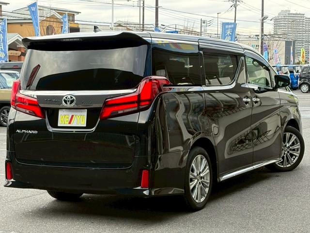 アルファード 2.5S タイプゴールド 禁煙 トヨタセーフティセンス 純正9型ナビ 12.1型後席モニター デジタルインナーミラー ETC2.0 バックカメラ パワーバックドア 車線逸脱警告 クルコン 3眼LEDライト 純正18インチアルミ(3枚目)