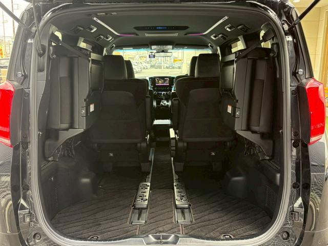 アルファード 2.5S タイプゴールド 禁煙 トヨタセーフティセンス 純正9型ナビ 12.1型後席モニター デジタルインナーミラー ETC2.0 バックカメラ パワーバックドア 車線逸脱警告 クルコン 3眼LEDライト 純正18インチアルミ(21枚目)