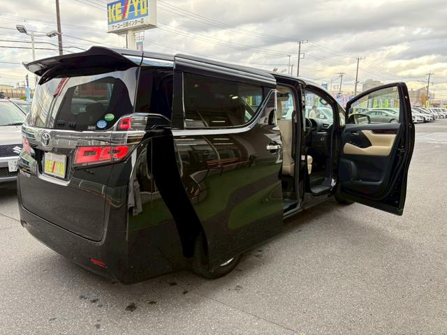 ヴェルファイア 2.5X 禁煙 トヨタセーフティセンス 8人乗り 純正9型ナビ 12型後席モニター 両側電動スライドドア 車線逸脱警告 追従クルコン フルセグTV バックカメラ LEDヘッドライト 純正16インチ 保証書(15枚目)