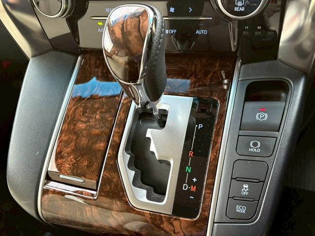 ヴェルファイア 2.5X 禁煙 トヨタセーフティセンス 8人乗り 純正9型ナビ 12型後席モニター 両側電動スライドドア 車線逸脱警告 追従クルコン フルセグTV バックカメラ LEDヘッドライト 純正16インチ 保証書(39枚目)