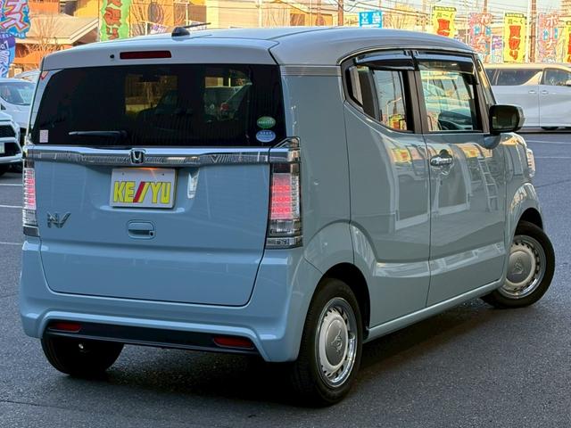 N-BOXスラッシュ G・Lインテリアカラーパッケージ ワンオーナー 禁煙 ホンダセンシング 純正8型ナビ バックカメラ 専用14インチアルミ 電子パーキング レザーシート シートヒーター フルセグTV BLUETOOTH ETC プライバシーガラス(3枚目)