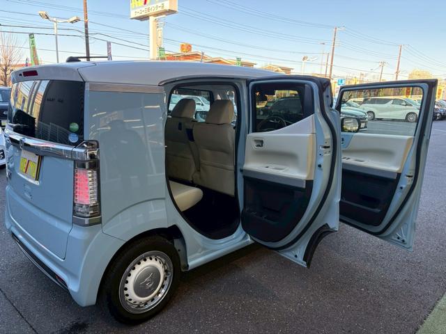 N-BOXスラッシュ G・Lインテリアカラーパッケージ ワンオーナー 禁煙 ホンダセンシング 純正8型ナビ バックカメラ 専用14インチアルミ 電子パーキング レザーシート シートヒーター フルセグTV BLUETOOTH ETC プライバシーガラス(12枚目)