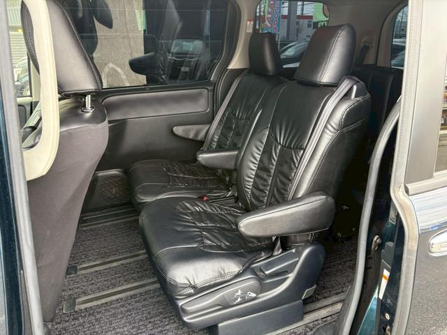 ヴォクシー ZS 煌II 禁煙 トヨタセーフティセンス アルパイン11型ナビ 車線逸脱警告 両側電動スライドドア バックカメラ ETC コーナーセンサー フルセグTV Rスポイラー スペアキー ドラレコ 取扱説明書 保証書(17枚目)