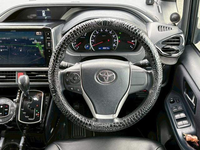 ヴォクシー ZS 煌II 禁煙 トヨタセーフティセンス アルパイン11型ナビ 車線逸脱警告 両側電動スライドドア バックカメラ ETC コーナーセンサー フルセグTV Rスポイラー スペアキー ドラレコ 取扱説明書 保証書(27枚目)