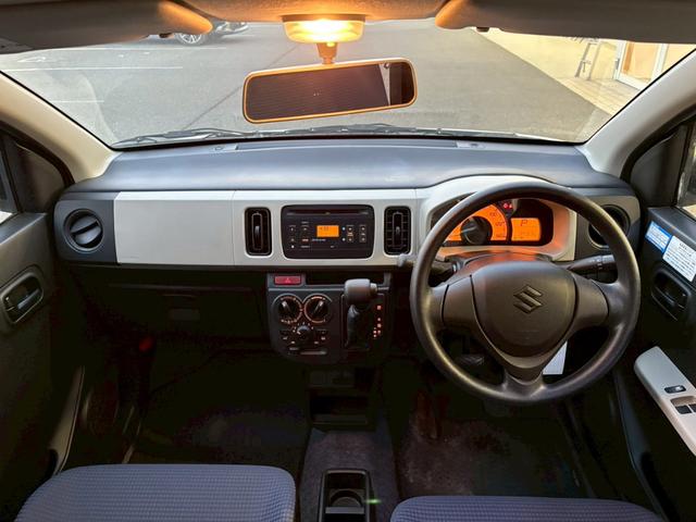 アルト F 禁煙 A/C CD ラジオ パワーウィンドウ プライバシーガラス ダブルエアバッグ ABS 保証書(4枚目)