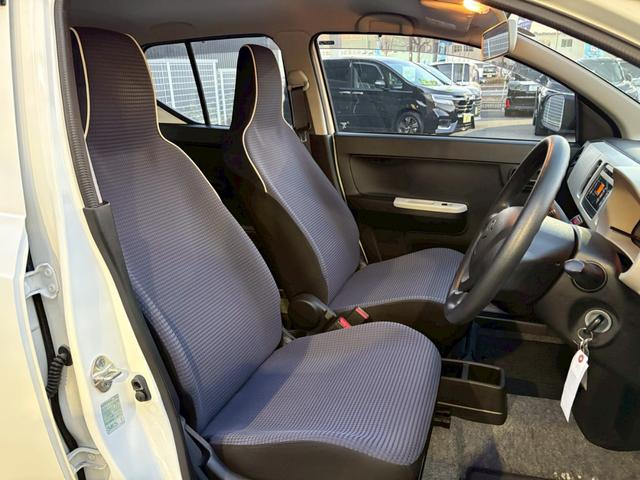 アルト F 禁煙 A/C CD ラジオ パワーウィンドウ プライバシーガラス ダブルエアバッグ ABS 保証書(11枚目)