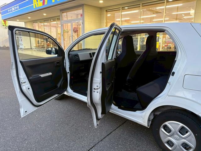 アルト F 禁煙 A/C CD ラジオ パワーウィンドウ プライバシーガラス ダブルエアバッグ ABS 保証書(18枚目)