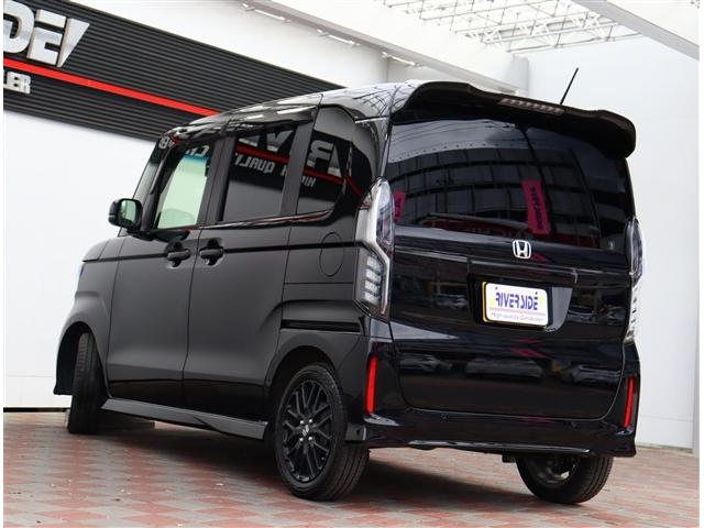 HONDA N-BOX CUSTOM L TURBO STYLE+ BLACK