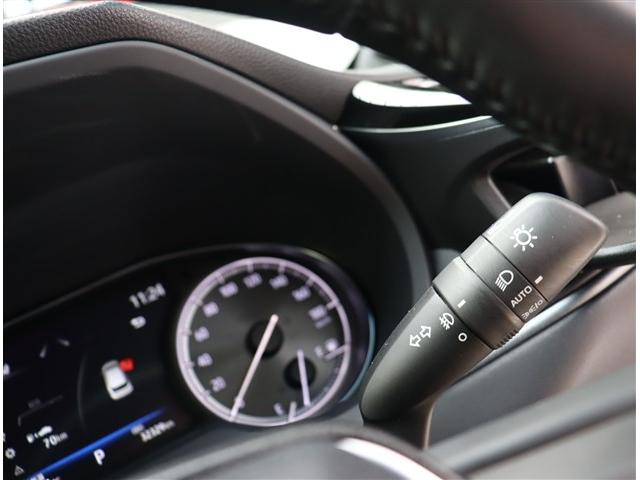 ハリアー Ｚ　レザーパッケージ　ＪＢＬ１２．３インチナビ　フルセグ　全方位カメラ　スマートキー　モデリスタエアロ　デジタルインナーミラー　パワーゲート　純正１９インチアルミ　ＬＥＤヘッドライト（40枚目）