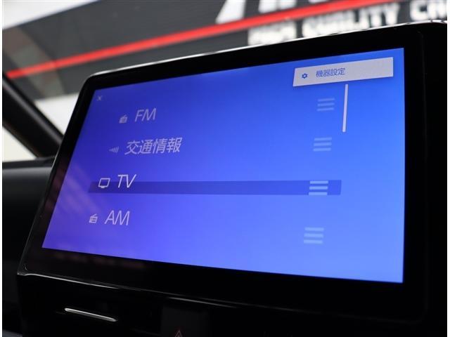 ヴォクシー ハイブリッドＳ－Ｚ　純正１０．５インチナビ　フルセグ　全方位カメラ　スマートキー　ＥＴＣ　純正１８インチアルミ　３眼ＬＥＤヘッドライト　１４インチ後席モニター　快適利便パッケージ　デジタルミラー　アドバンストパーク（9枚目）