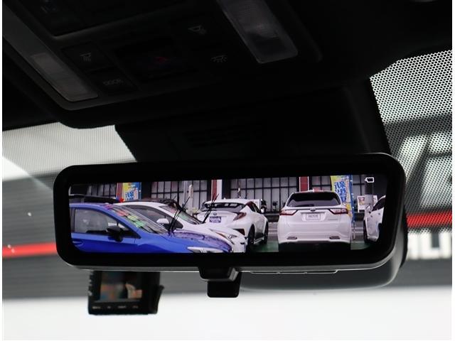 ヴォクシー ハイブリッドＳ－Ｚ　純正１０．５インチナビ　フルセグ　全方位カメラ　スマートキー　ＥＴＣ　純正１８インチアルミ　３眼ＬＥＤヘッドライト　１４インチ後席モニター　快適利便パッケージ　デジタルミラー　アドバンストパーク（14枚目）