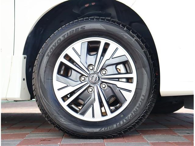 セレナ ｅ－パワー　ハイウェイスターＶ　ワンオーナー　純正１０インチメモリーナビ　フルセグ　全方位カメラ　純正１５インチアルミ　ＬＥＤヘッドライト　オートハイビーム　後席モニター　デジタルインナーミラー（31枚目）