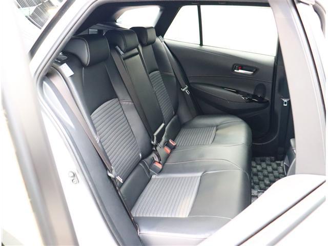 カローラツーリング ハイブリッド ダブルバイビー 10.5インチコネクティッドナビ フルセグ バックカメラ スマートキー モデリスタエアロ 純正17インチアルミ 前後ドライブレコーダー BSM レーダークルコン ハーフレザー(17枚目)