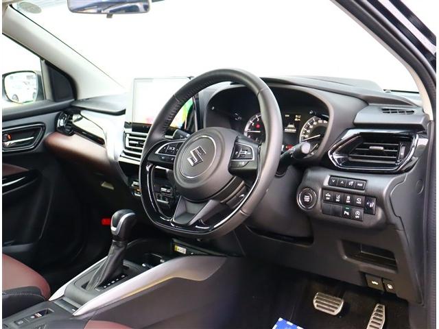 フロンクス ベースグレード 純正9インチナビ フルセグ 全方位カメラ スマートキー LEDヘッドライト 純正16インチアルミ 置くだけ充電 HUD BSM ハーフレザーシート シートヒーター レーダークルコ(28枚目)