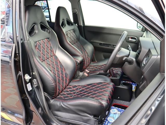 アルトワークス ベースグレード 社外メモリーナビ フルセグ バックカメラ スマートキー ETC 純正15インチアルミ HKSマフラー 革調シートカバー HIDライト&フォグ 4WD(15枚目)