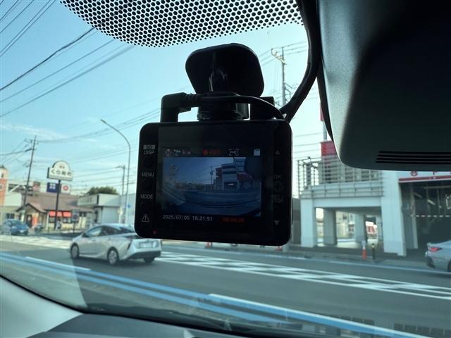 アクア Sスタイルブラック 社外メモリーナビ フルセグ バックカメラ スマートキー(11枚目)