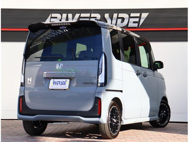 Ｎ－ＢＯＸカスタム ターボコーディネートスタイル　９型ホンダコネクトナビ　フルセグ　バックカメラ　ホンダセンシング　ＣａｒＰｌａｙ対応　ＤＶＤ再生　両側電動スライド　レーダークルーズ　専用シート　シートヒーター　本革巻ステア　電動パーキング（6枚目）