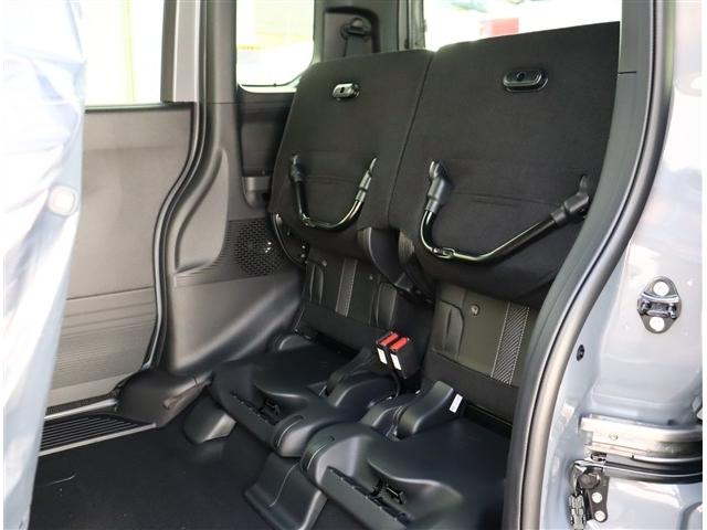 Ｎ－ＢＯＸカスタム ターボコーディネートスタイル　９型ホンダコネクトナビ　フルセグ　バックカメラ　ホンダセンシング　ＣａｒＰｌａｙ対応　ＤＶＤ再生　両側電動スライド　レーダークルーズ　専用シート　シートヒーター　本革巻ステア　電動パーキング（41枚目）