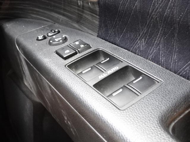 オデッセイ アブソルート・20thアニバーサリーパッケージ 純正メモリーナビフルセグバックカメラ後席モニタークルコンステアリモコン(13枚目)