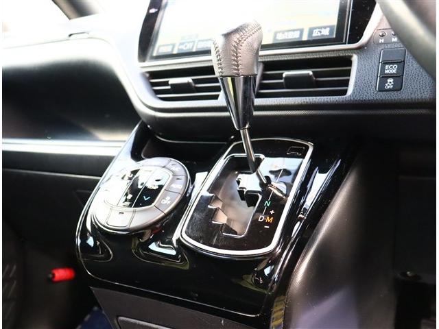 ノア Ｓｉ　純正１０インチメモリーナビフルセグバックカメラスマートキードラレコステアリモコンクルコンＥＴＣＬＥＤヘッドライト＆フォグ両側電動スライドアイドリングストップ（11枚目）