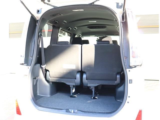 ノア Ｓｉ　純正１０インチメモリーナビフルセグバックカメラスマートキードラレコステアリモコンクルコンＥＴＣＬＥＤヘッドライト＆フォグ両側電動スライドアイドリングストップ（18枚目）